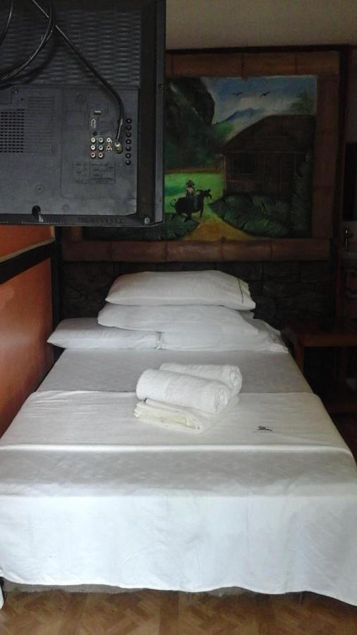 פורטו פרינססה Larmar Bed And Breakfast חדר תמונה